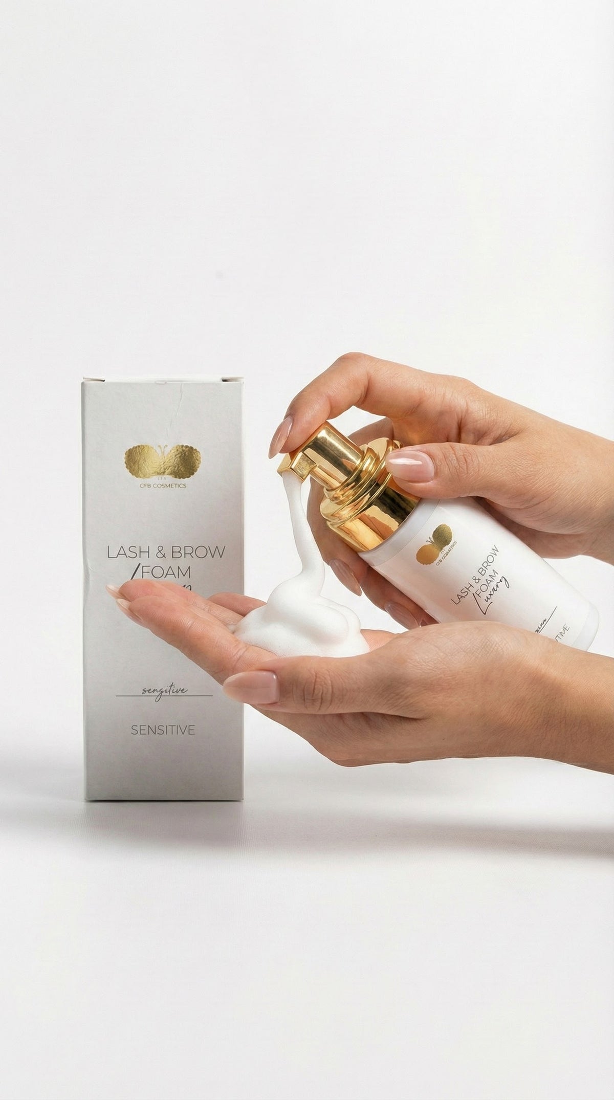 Shampoing luxueux pour cils – Lash & Brow Foam 30 ml | Nettoyage en douceur pour les extensions de cils – CFB Cosmetics®