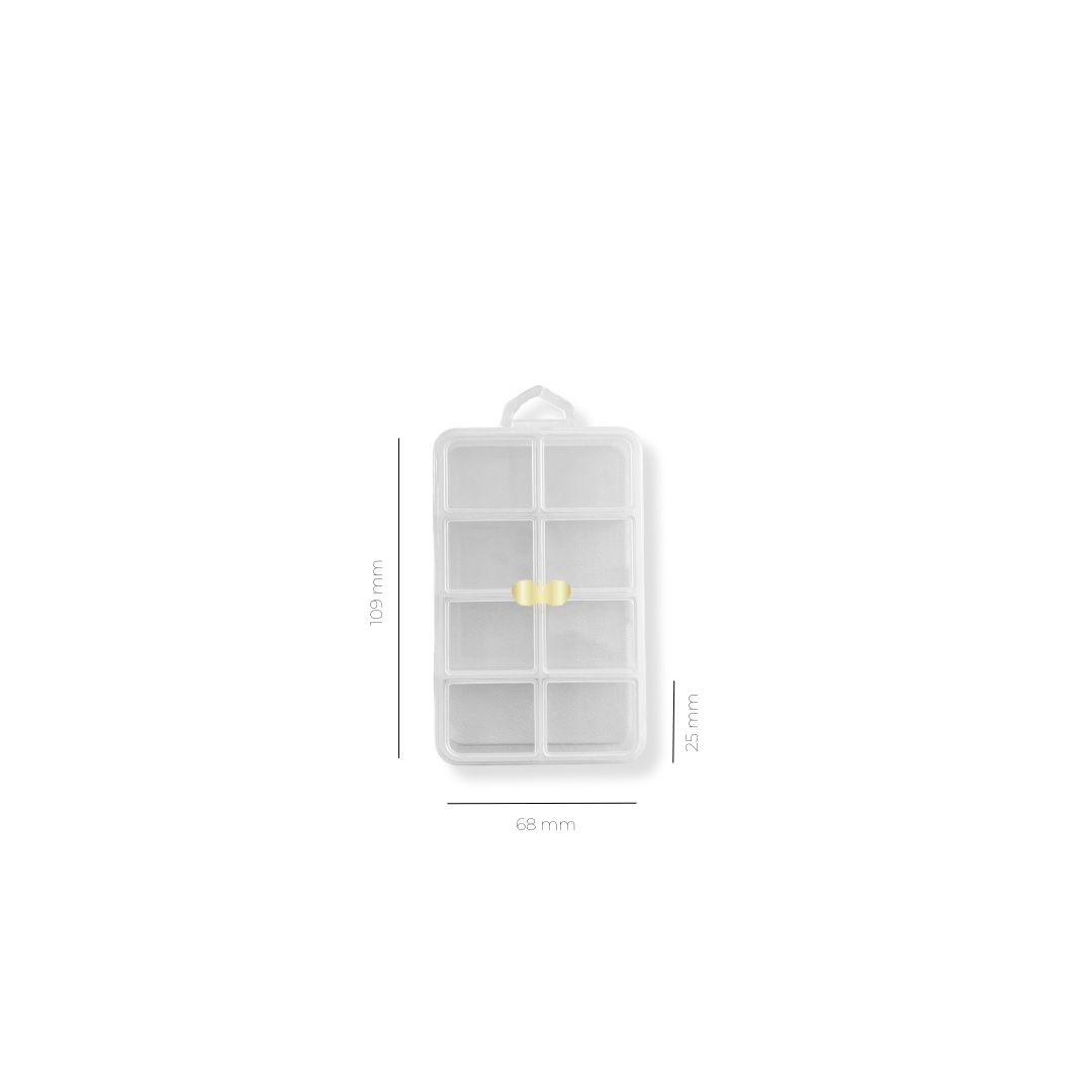 Storage box for prefanned lashes